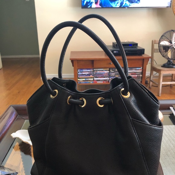 Michael Kors Black pebbled leather purse, lovely condition. Used gently. - Picture 3 of 12